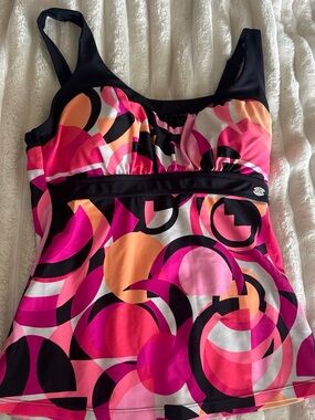 ZeroXposur Pink & Orange Graphic One-Piece Swimsuit